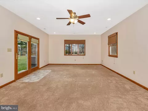 22441 Cave Hill Rd, Smithsburg, MD 21783 photo 29