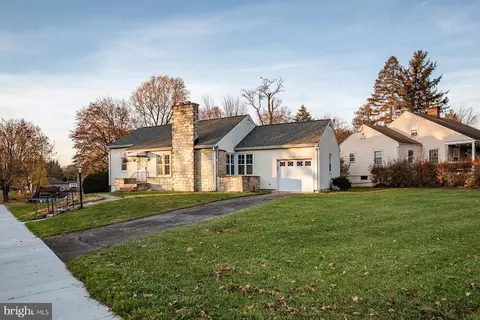 1101 Woodland Way, Hagerstown, MD 21742