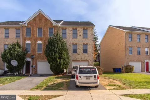 520 Papa Ct, Hagerstown, MD 21740