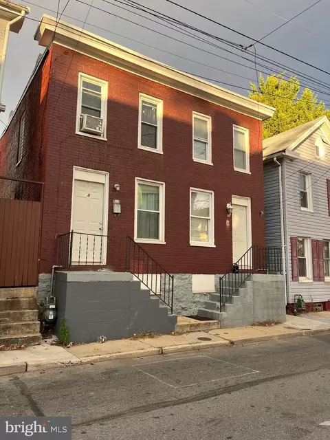 28-30 E Lee St, Hagerstown, MD 21740