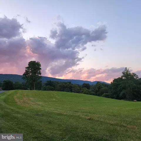 Gristmill Lane, Knoxville, MD 21758