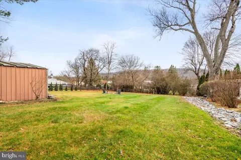 25514 Military Rd, Cascade, MD 21719 photo 2