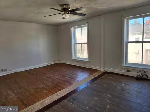 11 E Baltimore St, Funkstown, MD 21734 photo 17