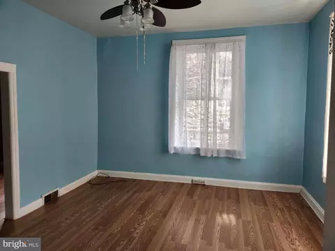 11 E Baltimore St, Funkstown, MD 21734 photo 5