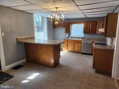 11 E Baltimore St, Funkstown, MD 21734 photo 11