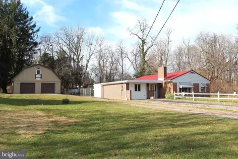 1009 Linwood Rd, Hagerstown, MD 21740