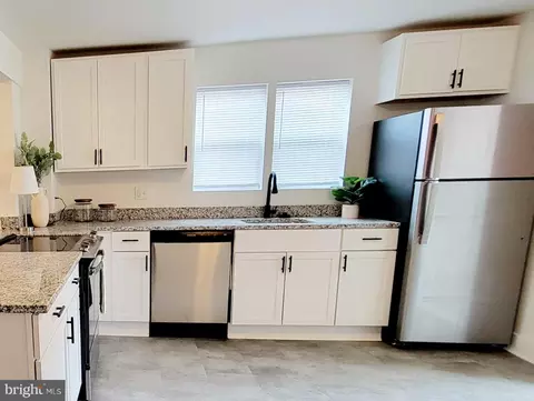 1 Pennsylvania Ave, Smithsburg, MD 21783 photo 5