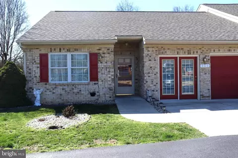 212 Sunbrook Ln #146, Hagerstown, MD 21742