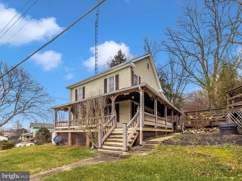 1331 Weverton Rd, Knoxville, MD 21758