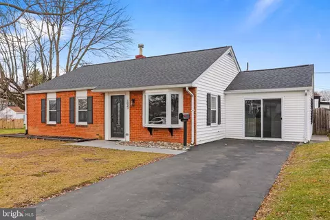 1037 Glenwood Ave, Hagerstown, MD 21742
