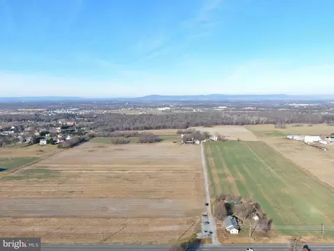 9738 Downsville Pike, Hagerstown, MD 21740