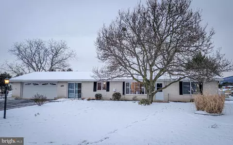 11959 Comanche Dr, Smithsburg, MD 21783