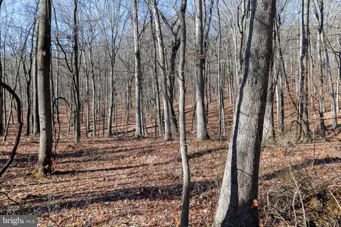 11 National Pike, Clear Spring, MD 21722