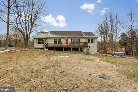 18061 Crampton Ln, Sharpsburg, MD 21782