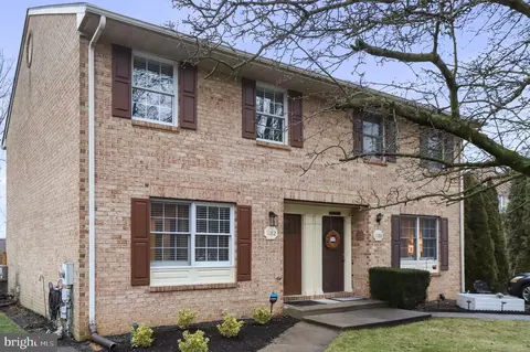 1182 Fairchild Ave, Hagerstown, MD 21742