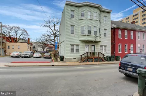 35 S Locust St, Hagerstown, MD 21740