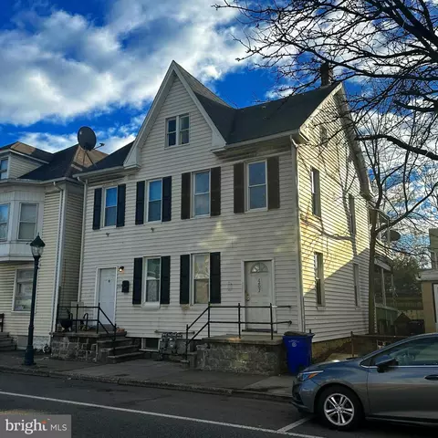 207-209 E Washington St, Hagerstown, MD 21740