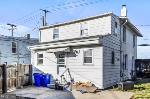 Exterior - 25 E Baltimore St, Hagerstown, MD 21740 photo 17 of 20