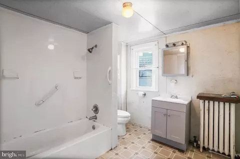 Bath - 25 E Baltimore St, Hagerstown, MD 21740 photo 2 of 2