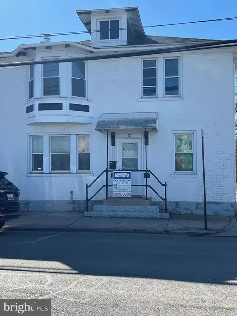Exterior - 25 E Baltimore St, Hagerstown, MD 21740 photo 2 of 20