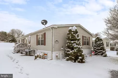 16911 Alcott Rd, Hagerstown, MD 21740