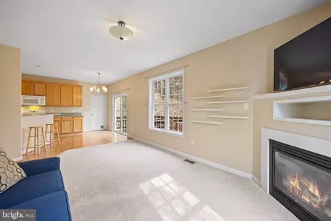 Living - 10 Sable Run Rd, Hancock, MD 21750 photo 4 of 4
