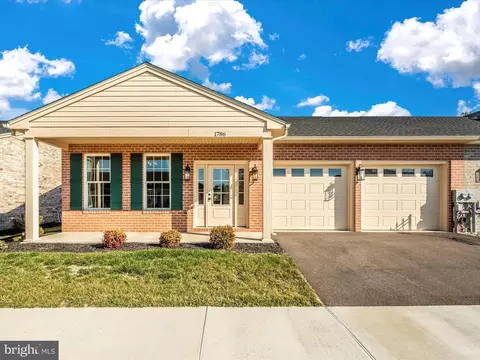 1786 Meridian Dr, Hagerstown, MD 21742