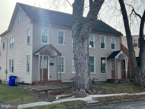 916 918 Corbett St, Hagerstown, MD 21740