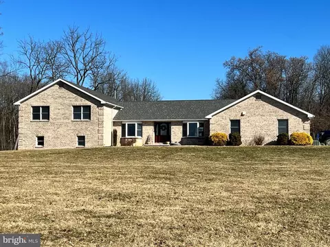 20904 Old Forge Rd, Hagerstown, MD 21742