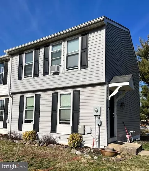 1548 Iris Ct, Hagerstown, MD 21740