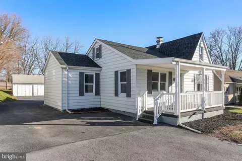 340 Antietam Dr, Hagerstown, MD 21742
