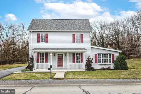 1379 Marshall St, Hagerstown, MD 21740