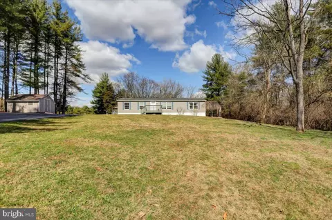 15530 Mobile Rd, Williamsport, MD 21795