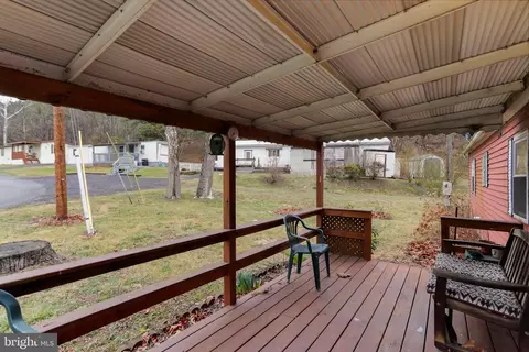 5 Fleming Ct, Hancock, MD 21750 photo 4