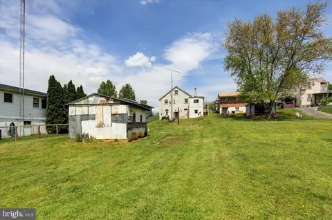 Exterior - 5 E Green St, Funkstown, MD 21734 photo 4 of 5