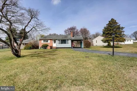 11340 Greenberry Rd, Hagerstown, MD 21740