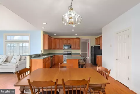 Dining - 9410 Stottlemyer Rd, Boonsboro, MD 21713 photo 1 of 1