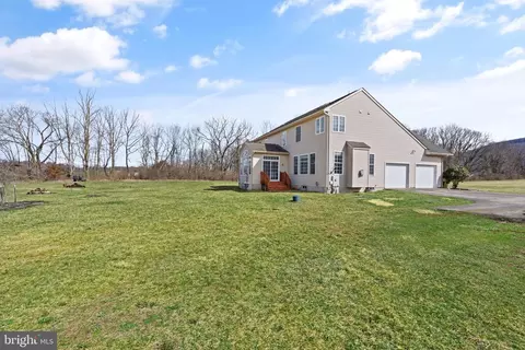 Exterior - 9410 Stottlemyer Rd, Boonsboro, MD 21713 photo 4 of 7