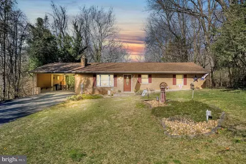 10 Wye Oak Dr, Funkstown, MD 21734