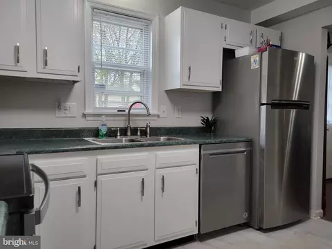 Kitchen - 29 N Maple Ave, Smithsburg, MD 21783 photo 4 of 4