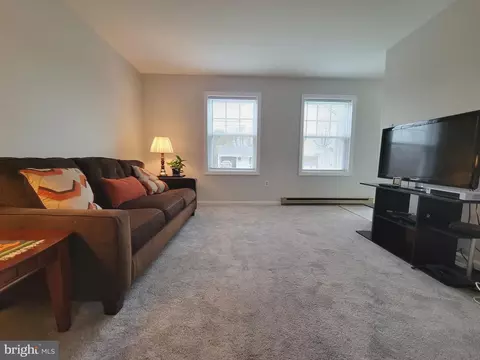 Living - 29 N Maple Ave, Smithsburg, MD 21783 photo 1 of 1