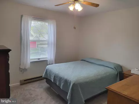 Bedroom - 29 N Maple Ave, Smithsburg, MD 21783 photo 1 of 2