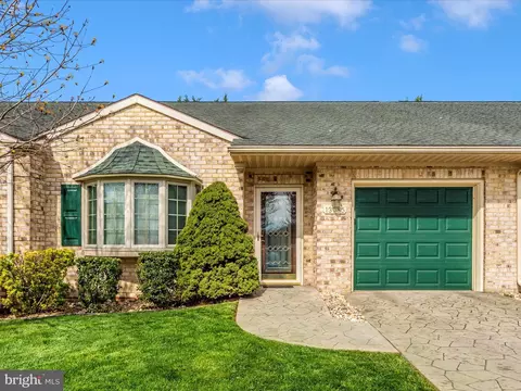 13085 Little Hayden Cir, Hagerstown, MD 21742