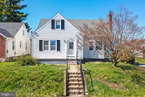 Exterior - 353 Devonshire Rd, Hagerstown, MD 21740 photo 3 of 12