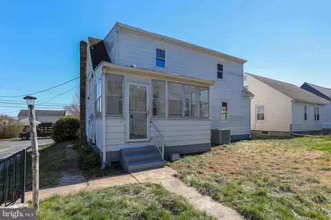 Exterior - 353 Devonshire Rd, Hagerstown, MD 21740 photo 12 of 12