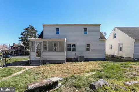Exterior - 353 Devonshire Rd, Hagerstown, MD 21740 photo 9 of 12