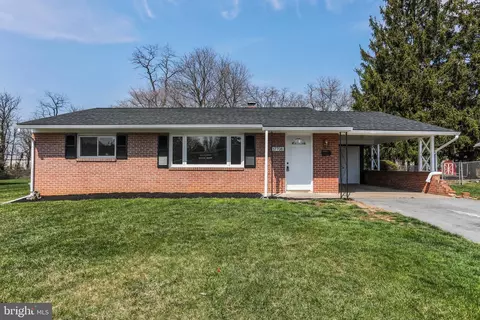 17706 Burnside Ave, Hagerstown, MD 21740