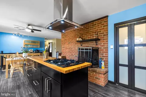 Kitchen - 14362 National Pike, Clear Spring, MD 21722 photo 7 of 7