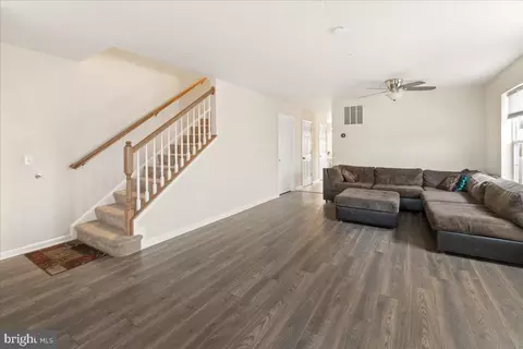 Living - 409 Gandy Dancer Ct, Hagerstown, MD 21740 photo 4 of 4