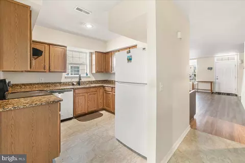 Kitchen - 409 Gandy Dancer Ct, Hagerstown, MD 21740 photo 6 of 6